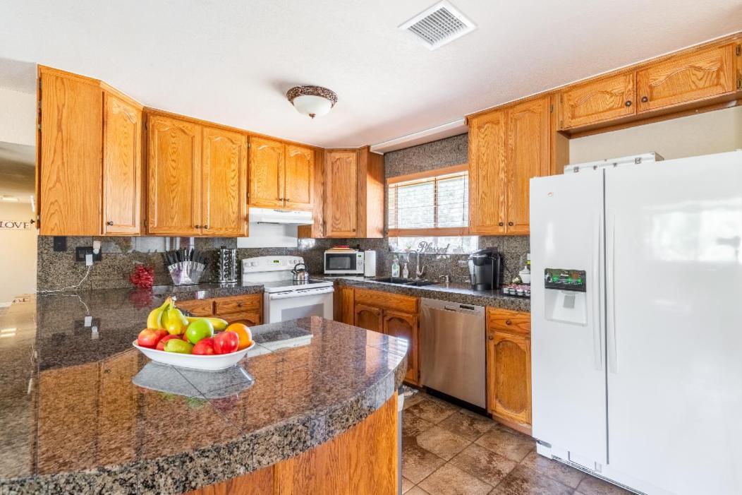 Spacious House With Hot Tub Spa, To Enjoy Red Rock View, Near Amitabha Stupa, And Trails Sedona Zewnętrze zdjęcie