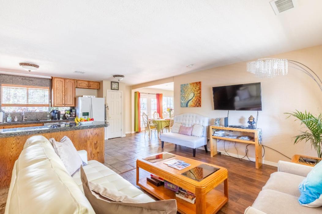 Spacious House With Hot Tub Spa, To Enjoy Red Rock View, Near Amitabha Stupa, And Trails Sedona Zewnętrze zdjęcie